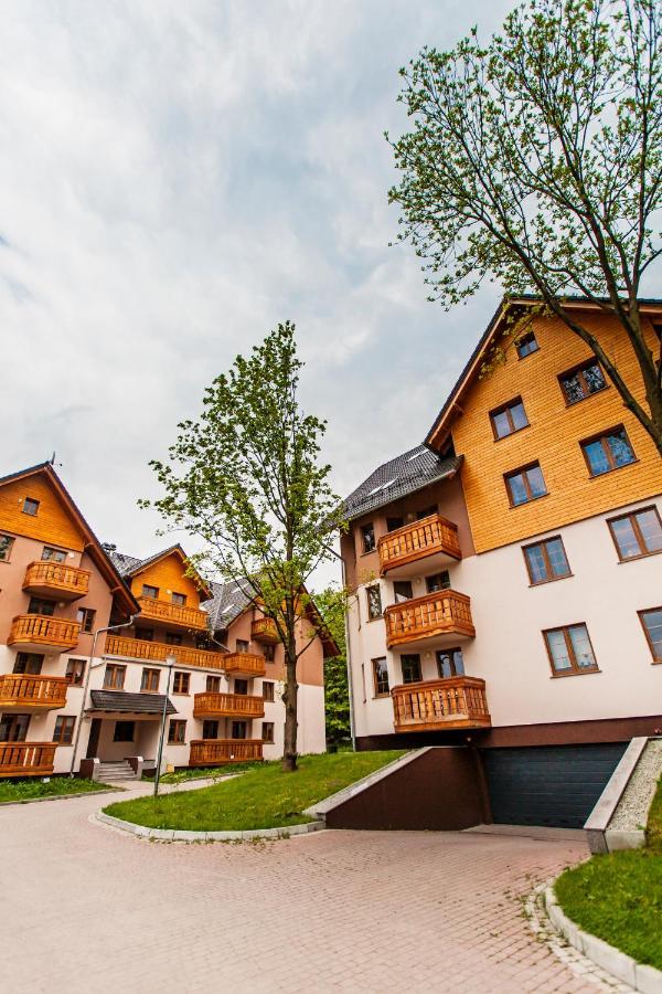 Karpacz Wczasy Apartment ภายนอก รูปภาพ